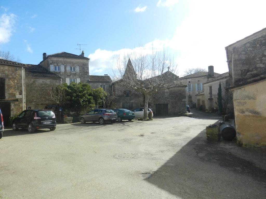 La Maison Des Cornieres Fourcès Exterior foto