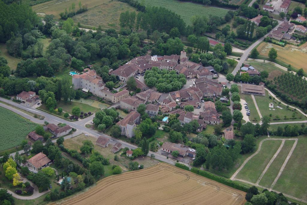 La Maison Des Cornieres Fourcès Exterior foto